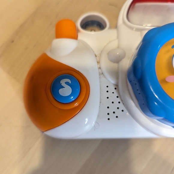 My first camera lights and sounds - Picture 3 of 8